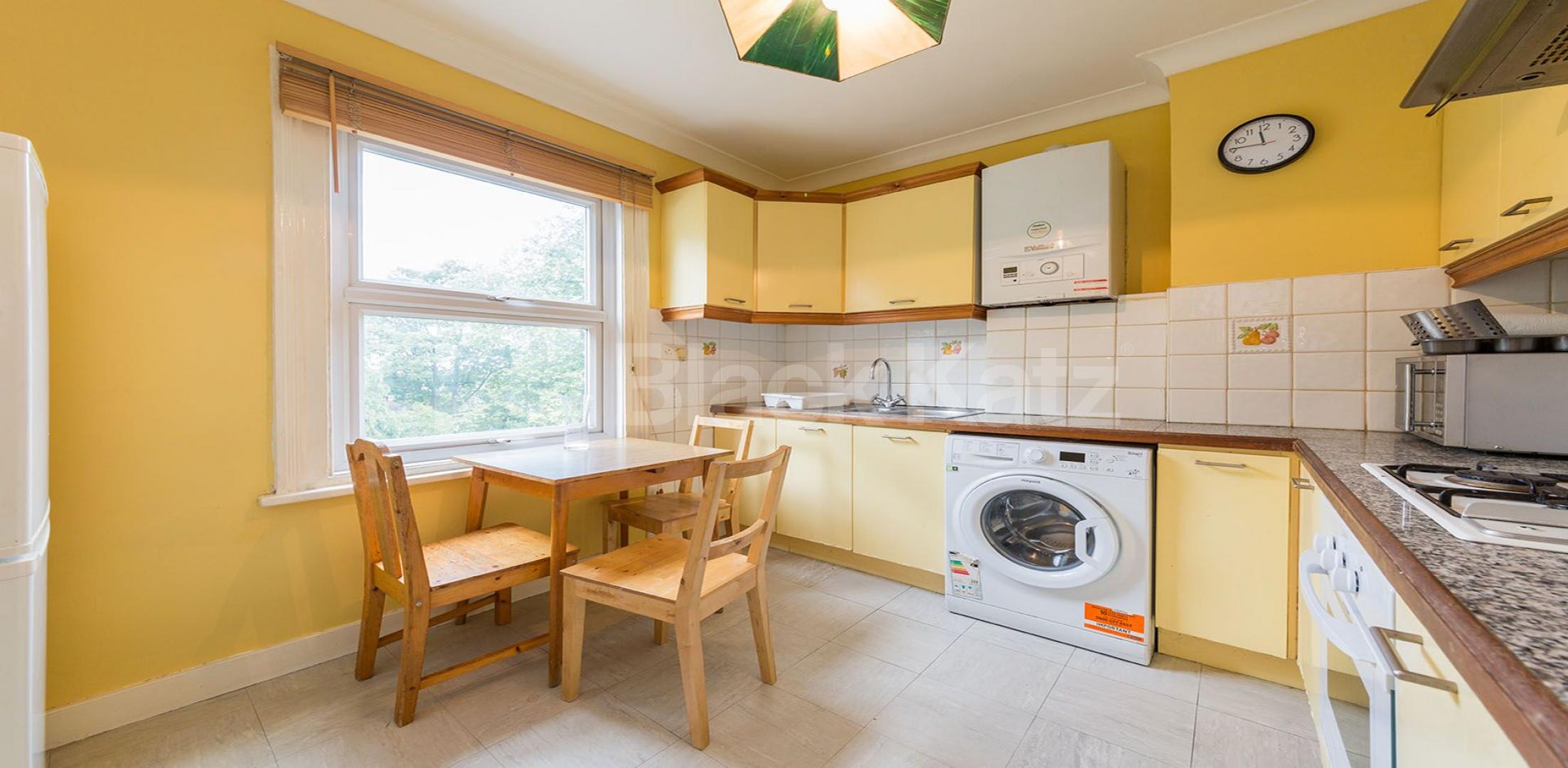 			THIS PROPERTY IS NOW ON HOLD, 2 Bedroom, 1 bath, 1 reception Flat			 Muswell Avenue, Muswell Hill 